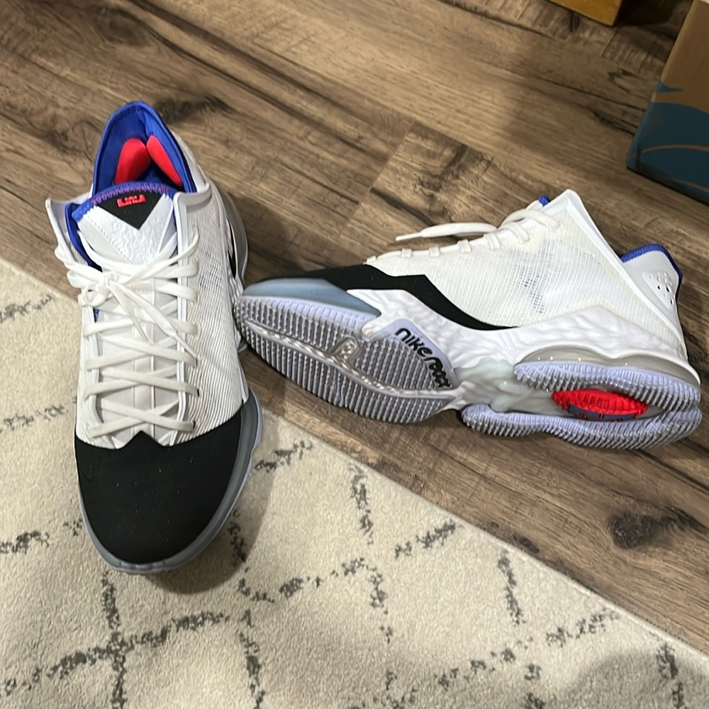 Nike basketball shoes